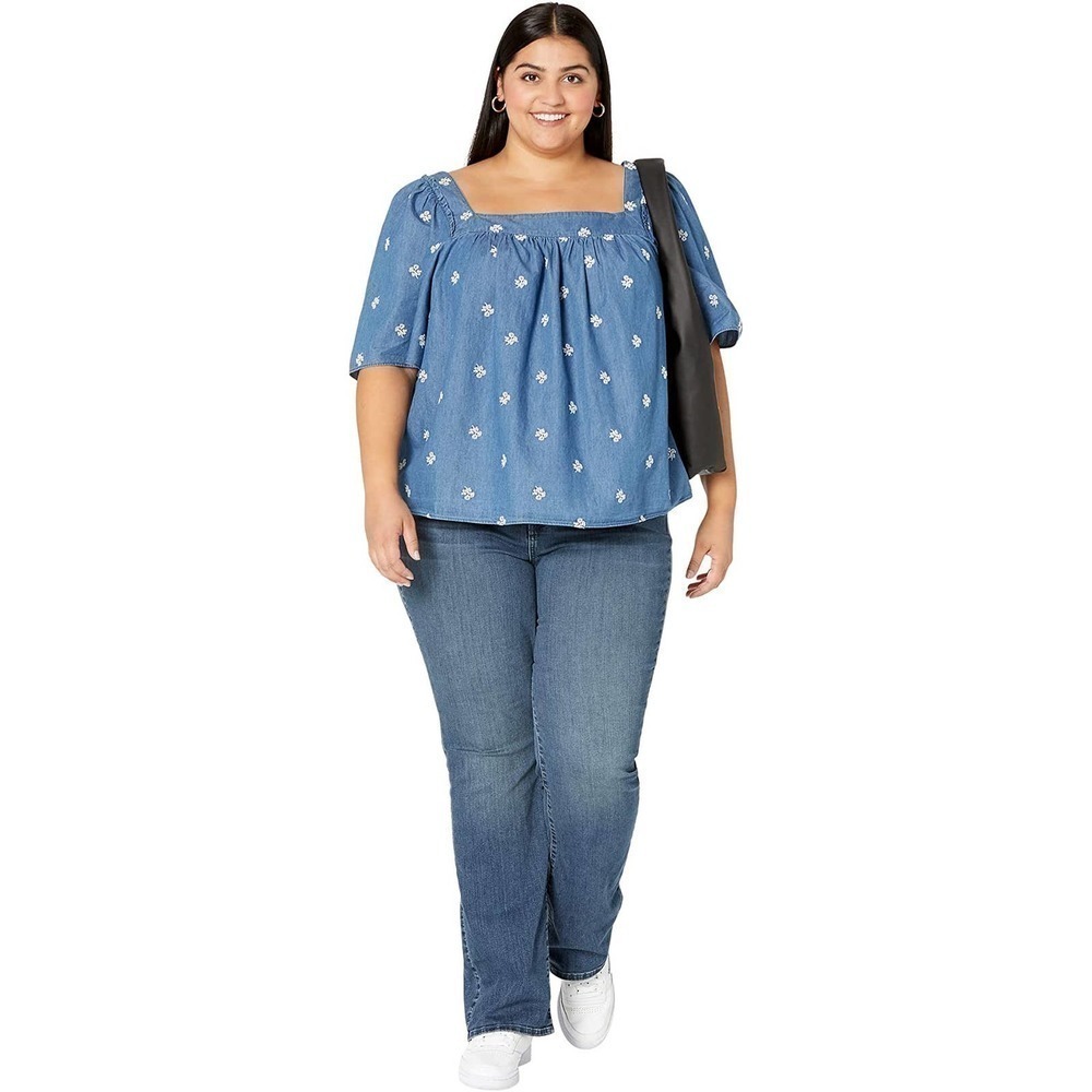 Draper James Plus Size Maren Top in Embroidered‎ Chambray